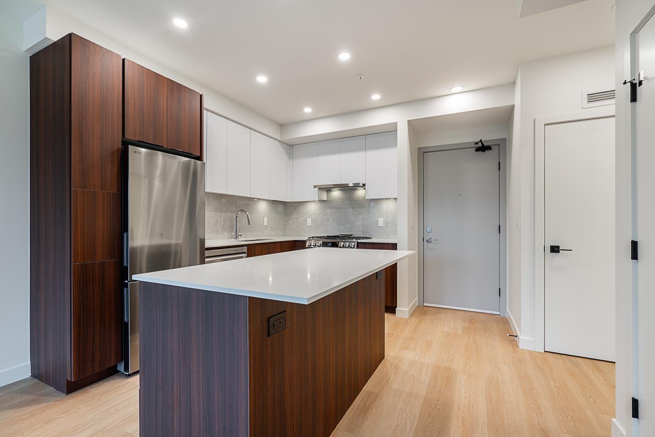 A310 7980 206a Street, Langley, British Columbia  V2Y 3Z8 - Photo 17 - R3070403