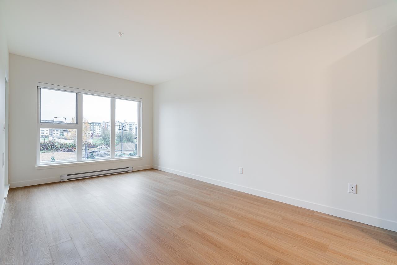 A310 7980 206a Street, Langley, British Columbia  V2Y 3Z8 - Photo 18 - R3070403