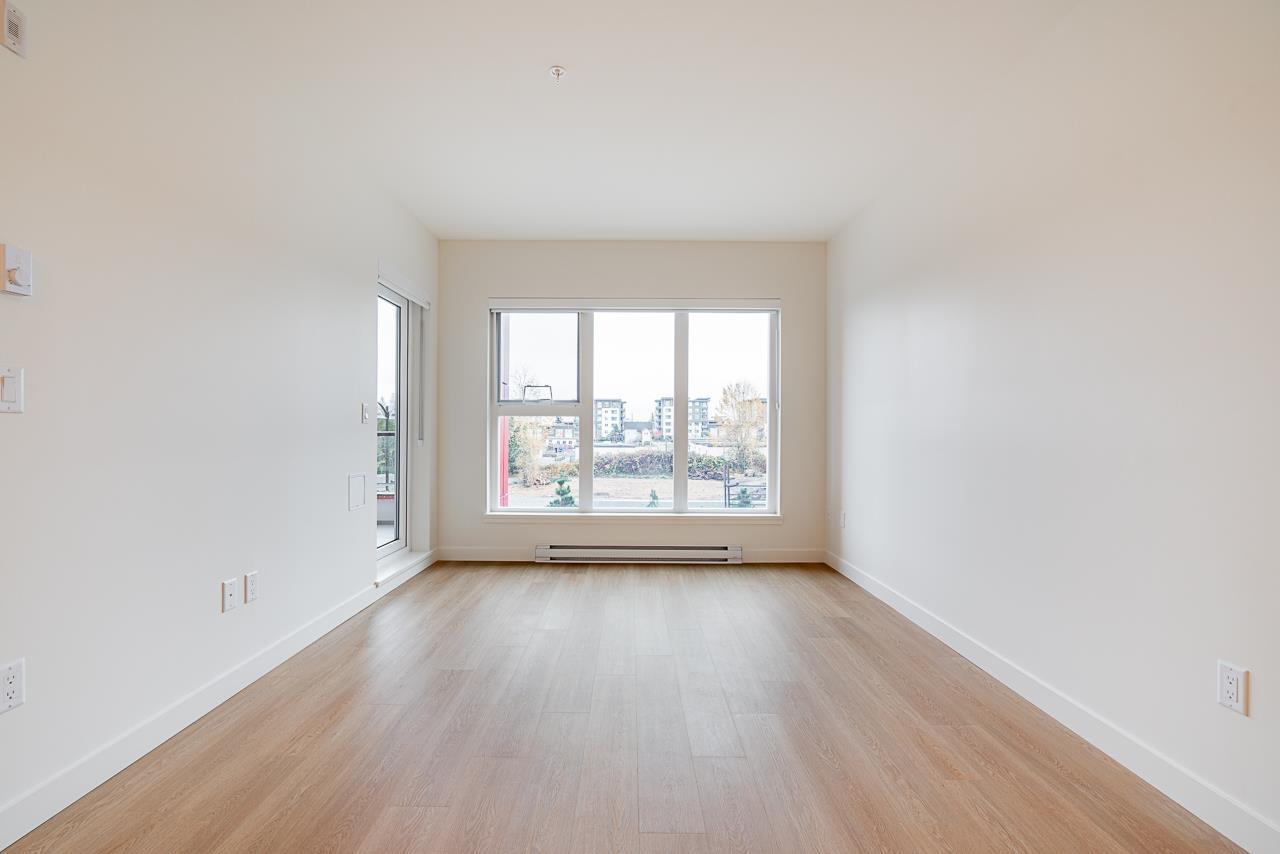 A310 7980 206a Street, Langley, British Columbia  V2Y 3Z8 - Photo 19 - R3070403