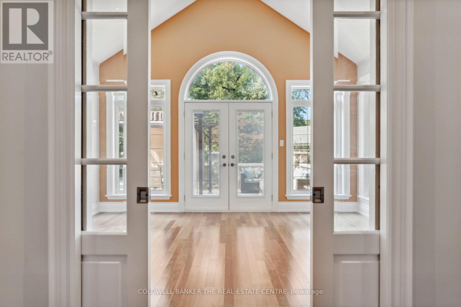 54 Pine Post Road, Georgina, Ontario  L0E 1P0 - Photo 16 - N12356438