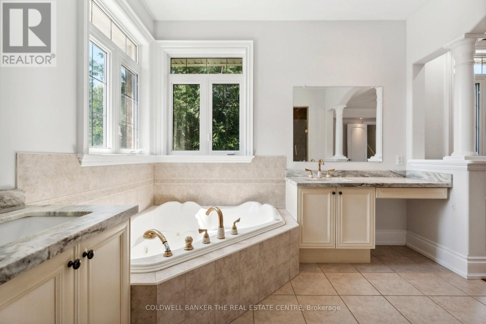 54 Pine Post Road, Georgina, Ontario  L0E 1P0 - Photo 24 - N12356438