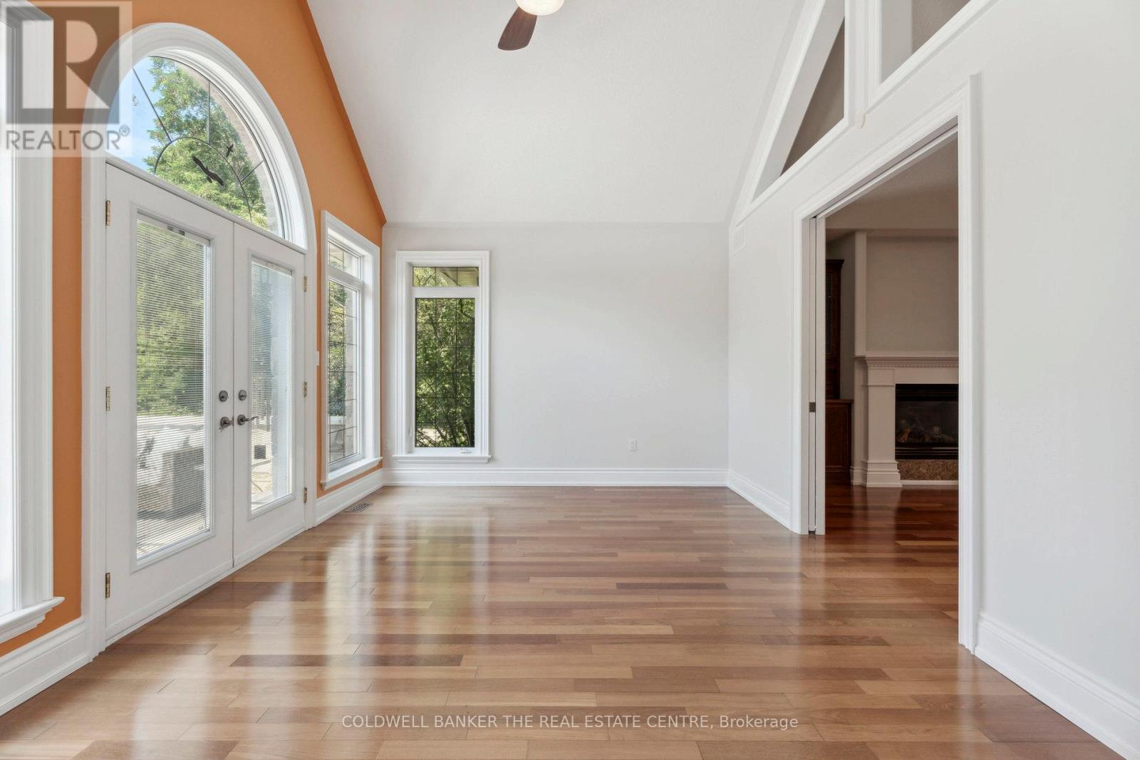 54 Pine Post Road, Georgina, Ontario  L0E 1P0 - Photo 17 - N12356438