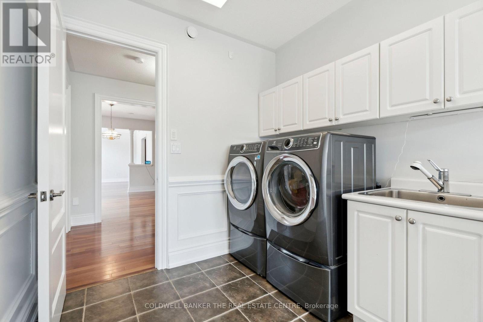 54 Pine Post Road, Georgina, Ontario  L0E 1P0 - Photo 25 - N12356438