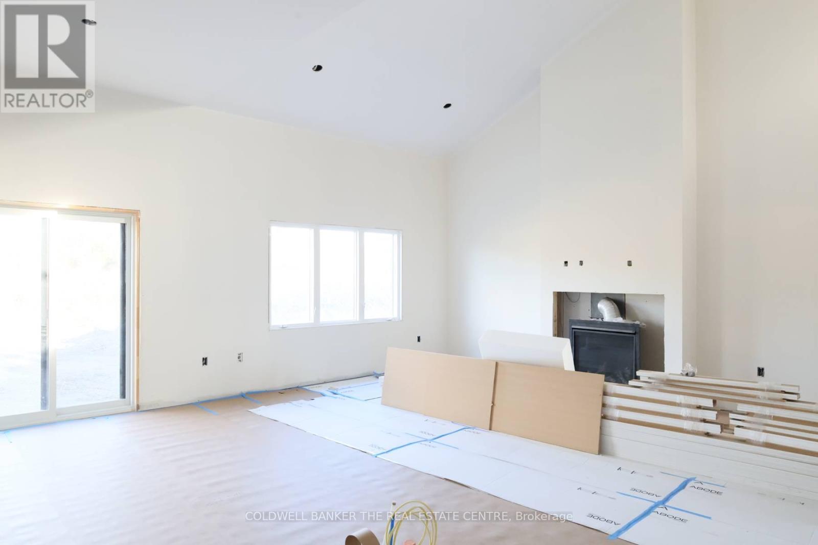 4 Fisher Road, Kawartha Lakes, Ontario  K9V 0P9 - Photo 12 - X12367238