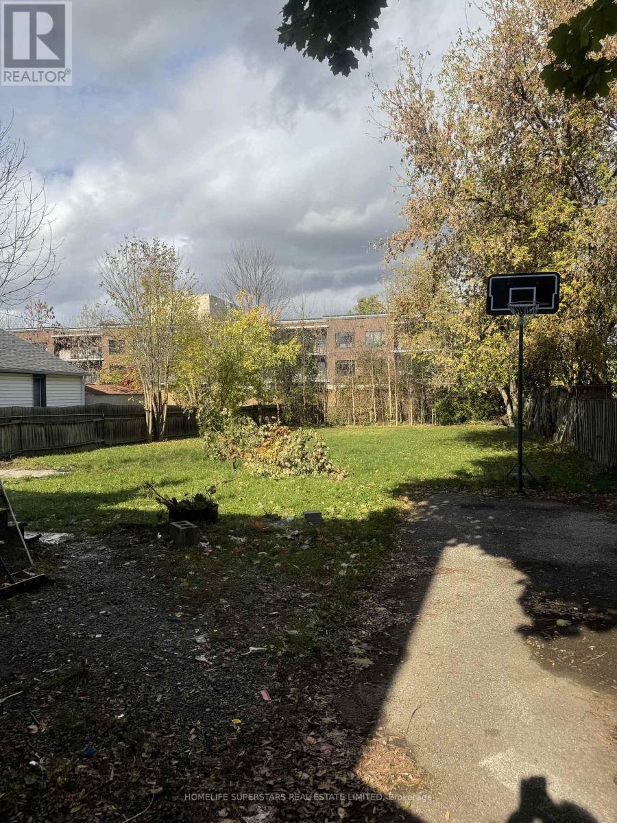 UNIT#1 - 6391 MCLEOD ROAD, Niagara Falls, Ontario