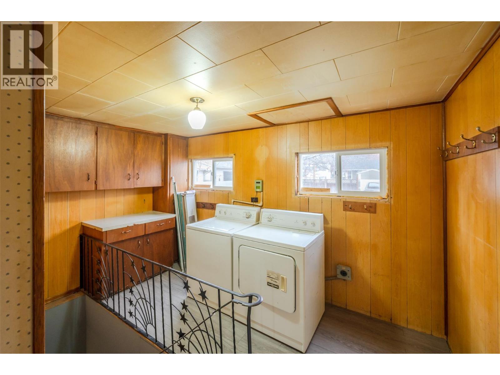 856 School Avenue, Oliver, British Columbia  V0H 1T6 - Photo 18 - 10370075