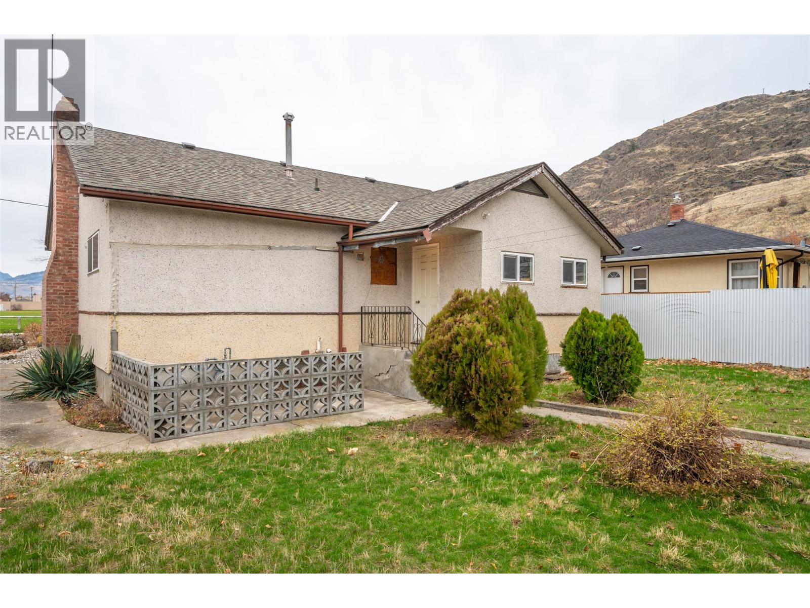 856 School Avenue, Oliver, British Columbia  V0H 1T6 - Photo 28 - 10370075