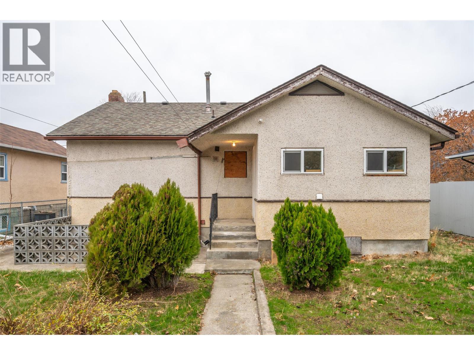 856 School Avenue, Oliver, British Columbia  V0H 1T6 - Photo 34 - 10370075