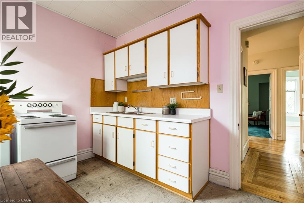 219 Charlton Avenue W, Hamilton, Ontario  L8P 2E3 - Photo 32 - 40790702