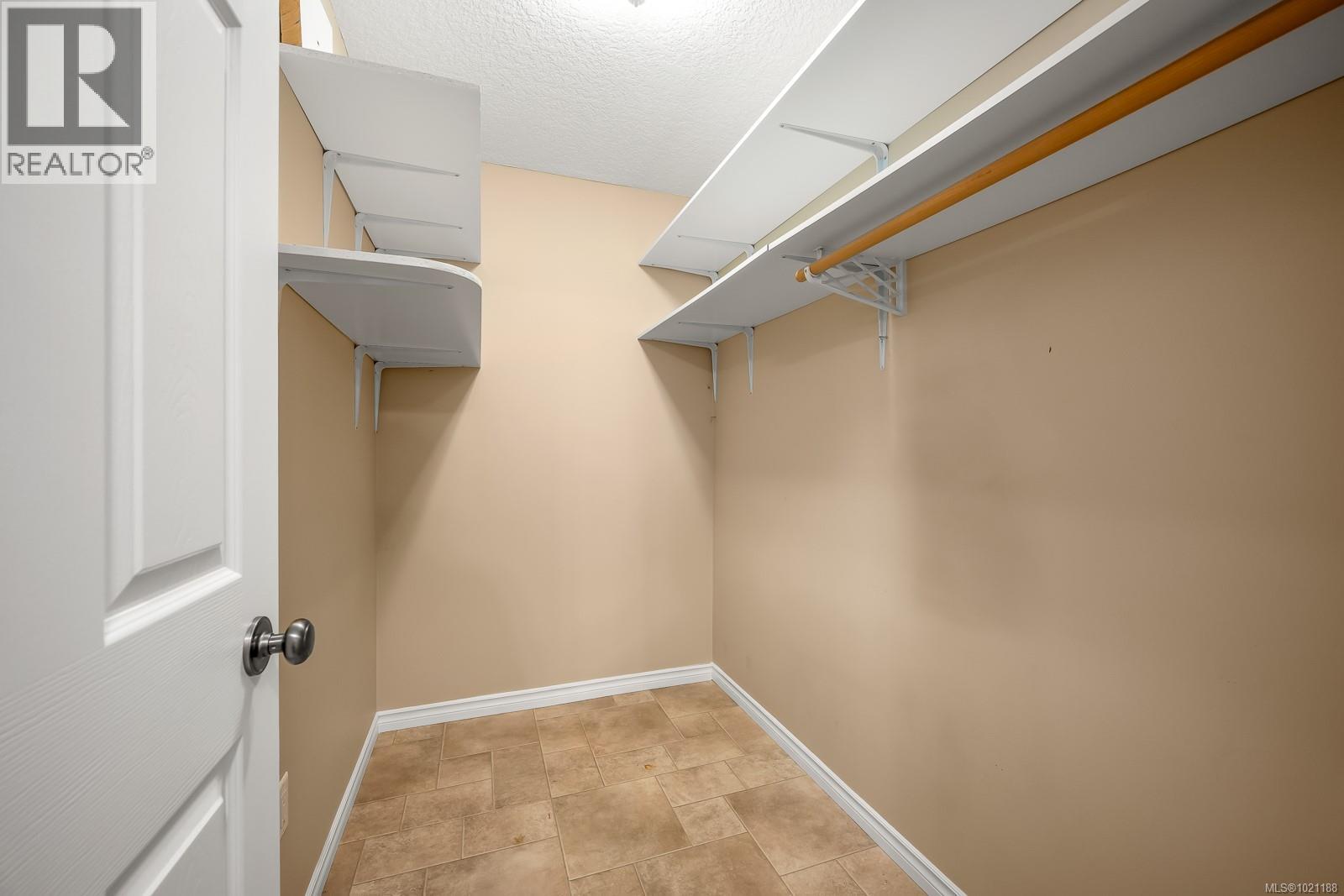 201 129 Back Rd, Courtenay, British Columbia V9N 3W5 - Photo 19 - 1021188