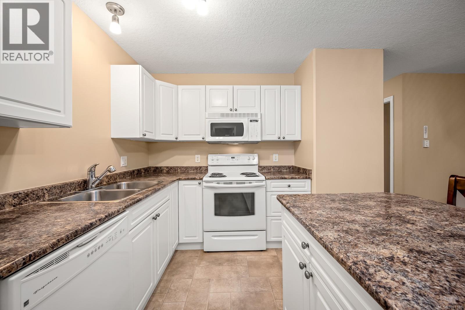 201 129 Back Rd, Courtenay, British Columbia V9N 3W5 - Photo 7 - 1021188