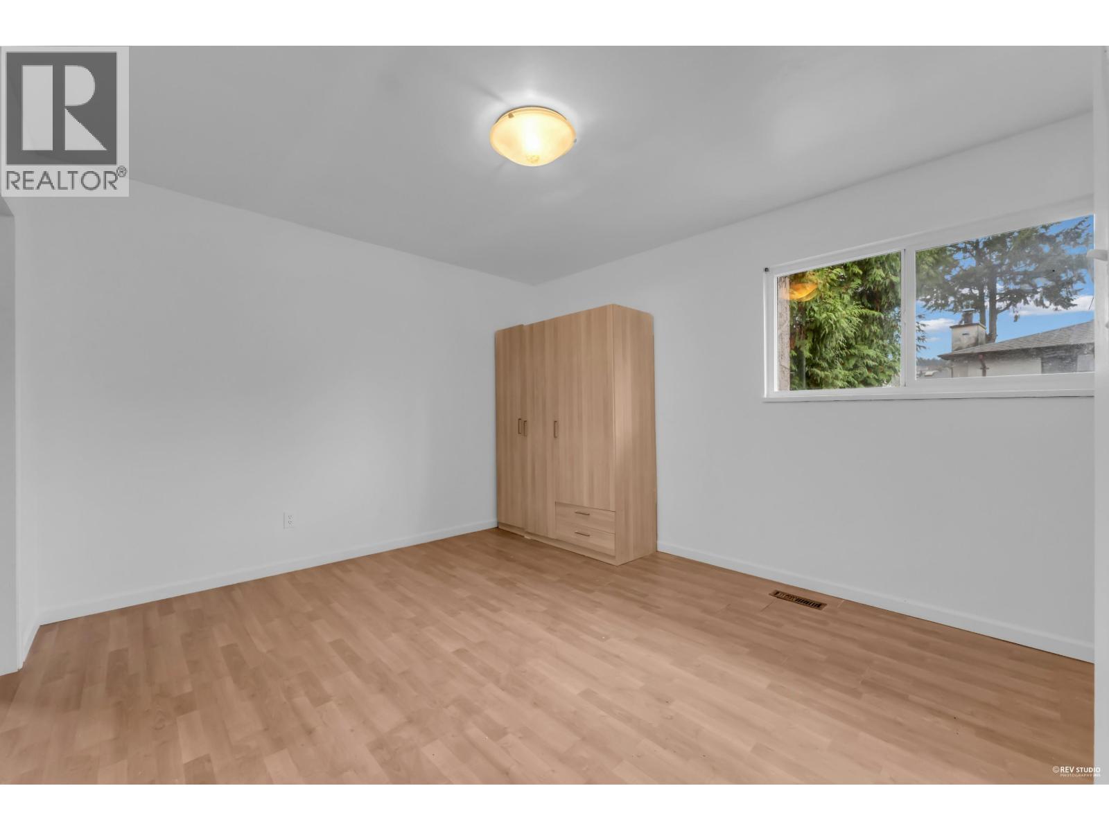 3235 Dunkirk Avenue, Coquitlam, British Columbia  V3E 1G8 - Photo 28 - R3070326