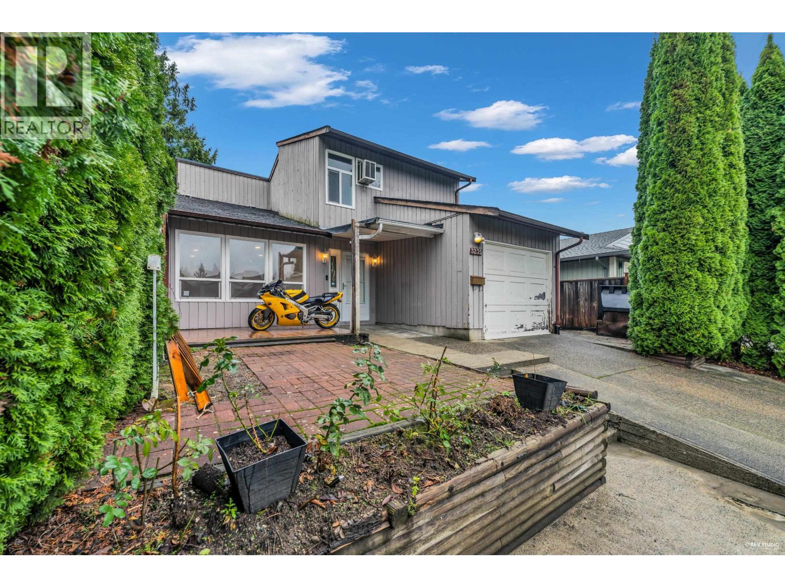 3235 Dunkirk Avenue, Coquitlam, British Columbia  V3E 1G8 - Photo 32 - R3070326