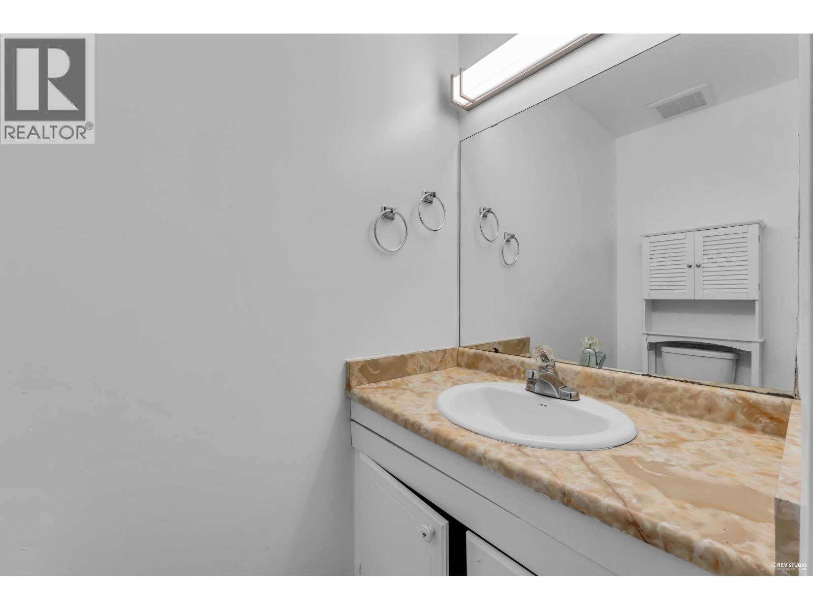 3235 Dunkirk Avenue, Coquitlam, British Columbia  V3E 1G8 - Photo 22 - R3070326