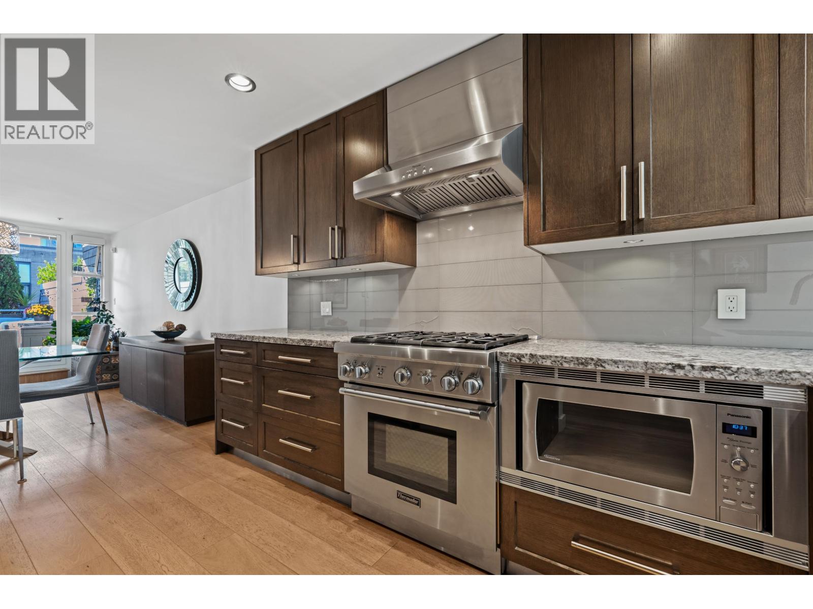 325 638 W 7th Avenue, Vancouver, British Columbia  V5Z 1B5 - Photo 10 - R3057891