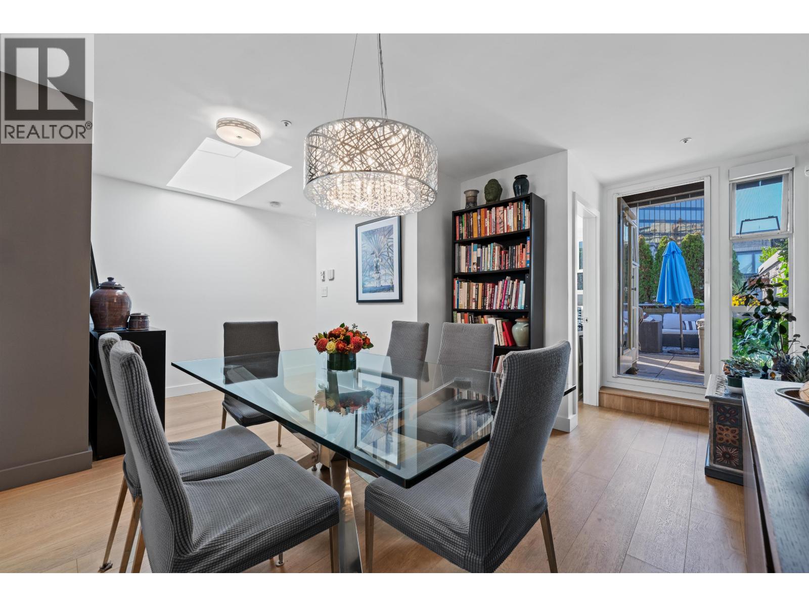 325 638 W 7th Avenue, Vancouver, British Columbia  V5Z 1B5 - Photo 12 - R3057891