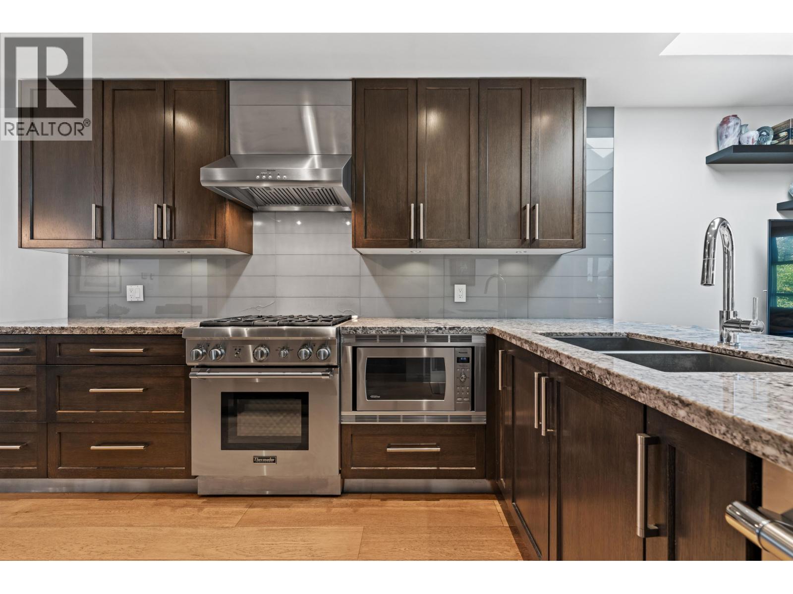 325 638 W 7th Avenue, Vancouver, British Columbia  V5Z 1B5 - Photo 9 - R3057891