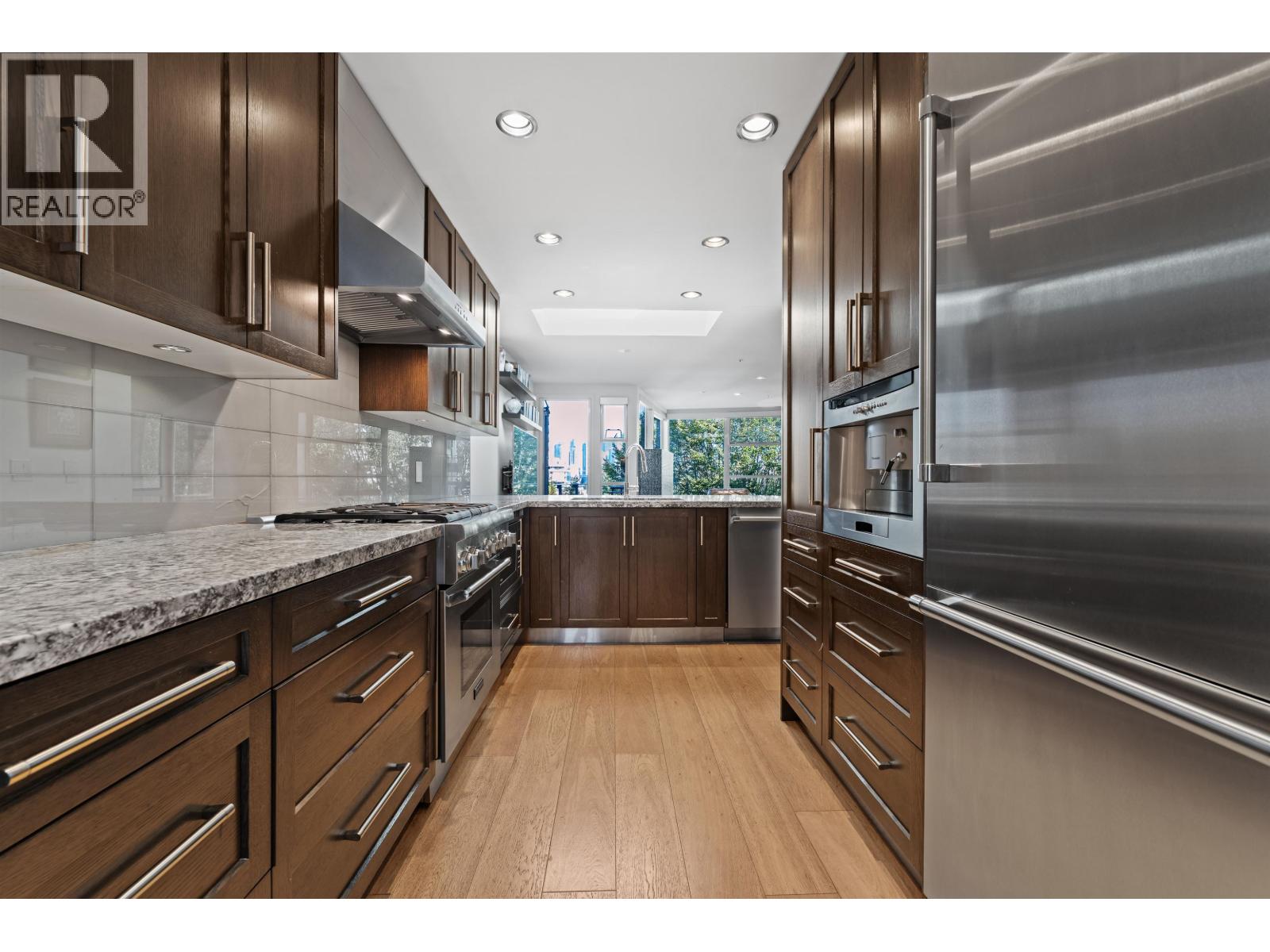 325 638 W 7th Avenue, Vancouver, British Columbia  V5Z 1B5 - Photo 8 - R3057891