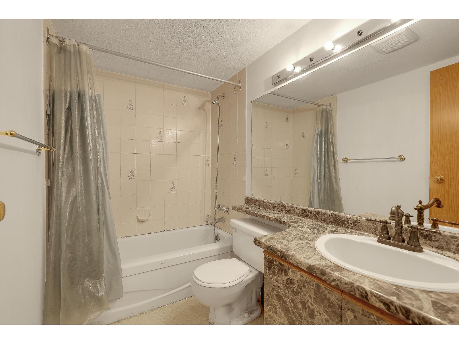 208 7175 134 Street, Surrey, British Columbia V3W 4T1 - Photo 19 - R3070343