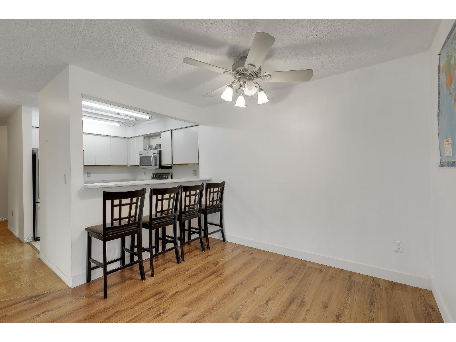 208 7175 134 Street, Surrey, British Columbia V3W 4T1 - Photo 3 - R3070343