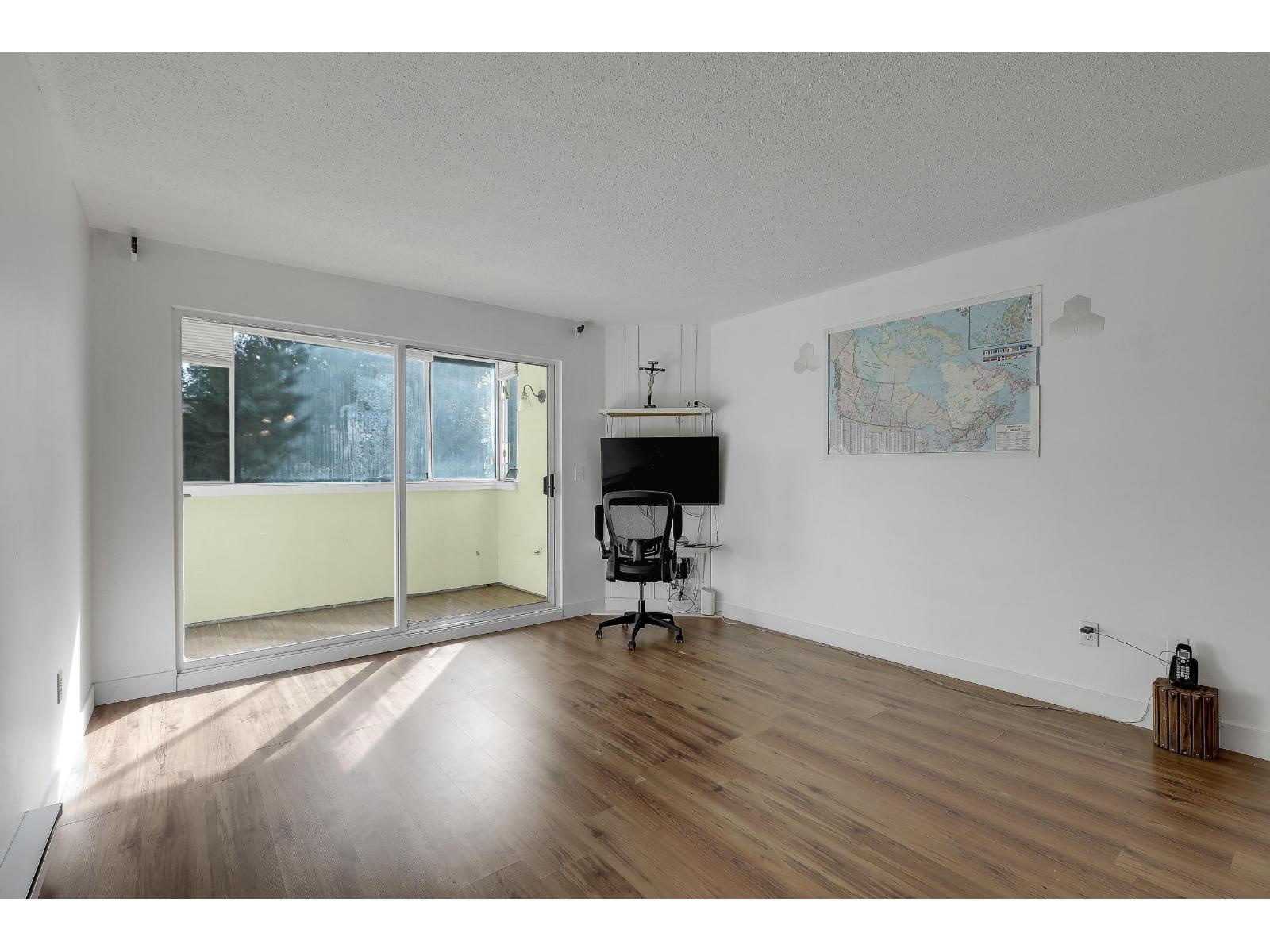 208 7175 134 Street, Surrey, British Columbia V3W 4T1 - Photo 9 - R3070343