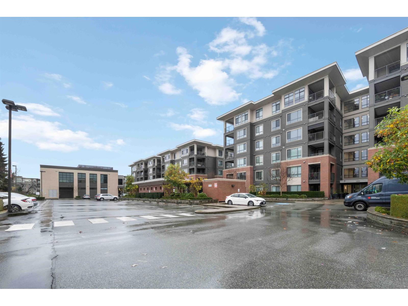 401 33540 Mayfair Avenue, Abbotsford, British Columbia  V2S 0J3 - Photo 2 - R3070245