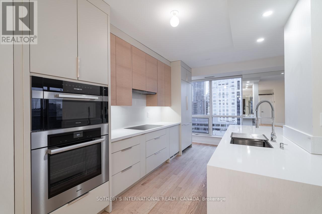 1403 - 10 Bellair Street, Toronto, Ontario  M5R 3T8 - Photo 9 - C12579880