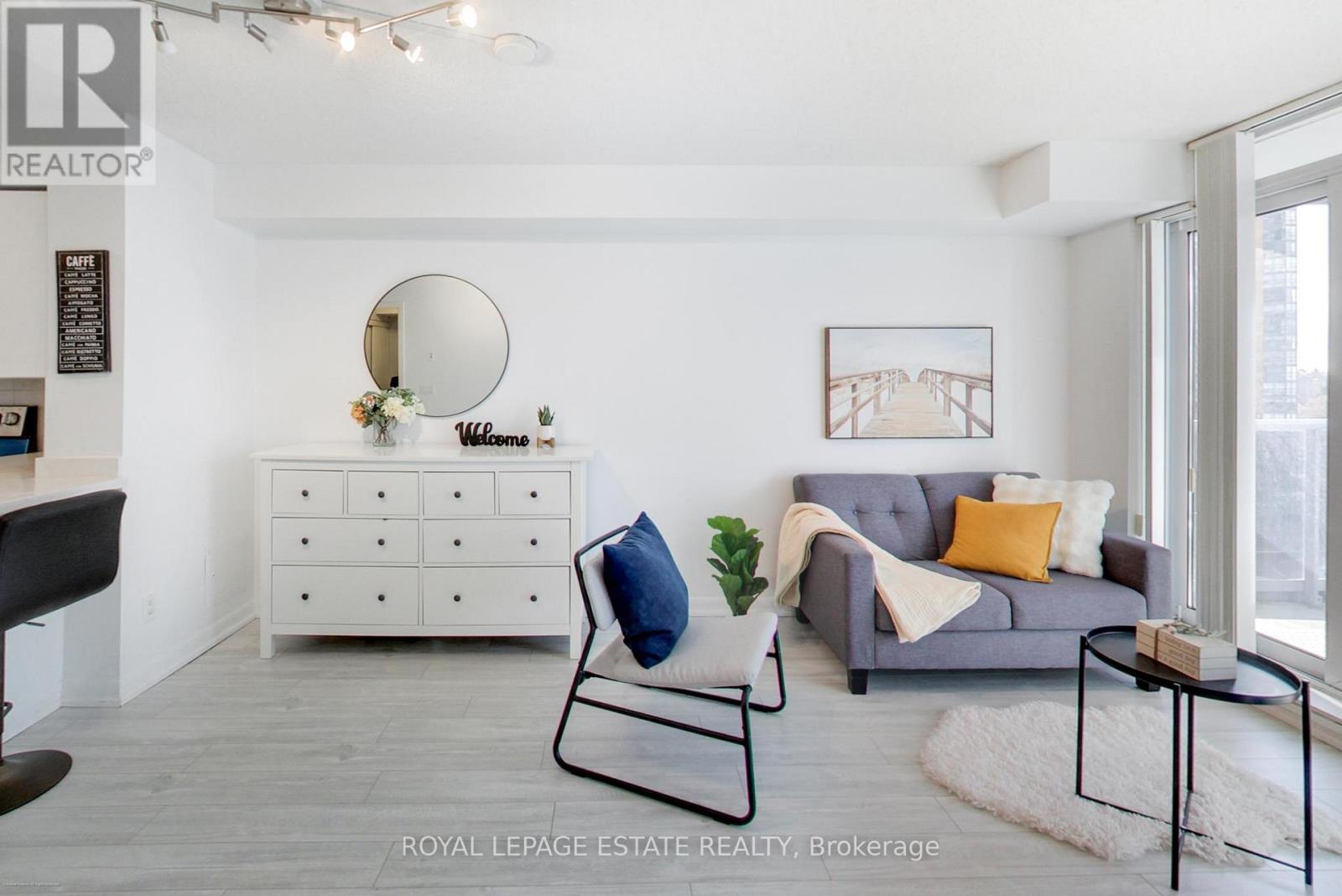 4978 Yonge Street, Toronto, Ontario M2N 7G8 - Photo 10 - C12579996