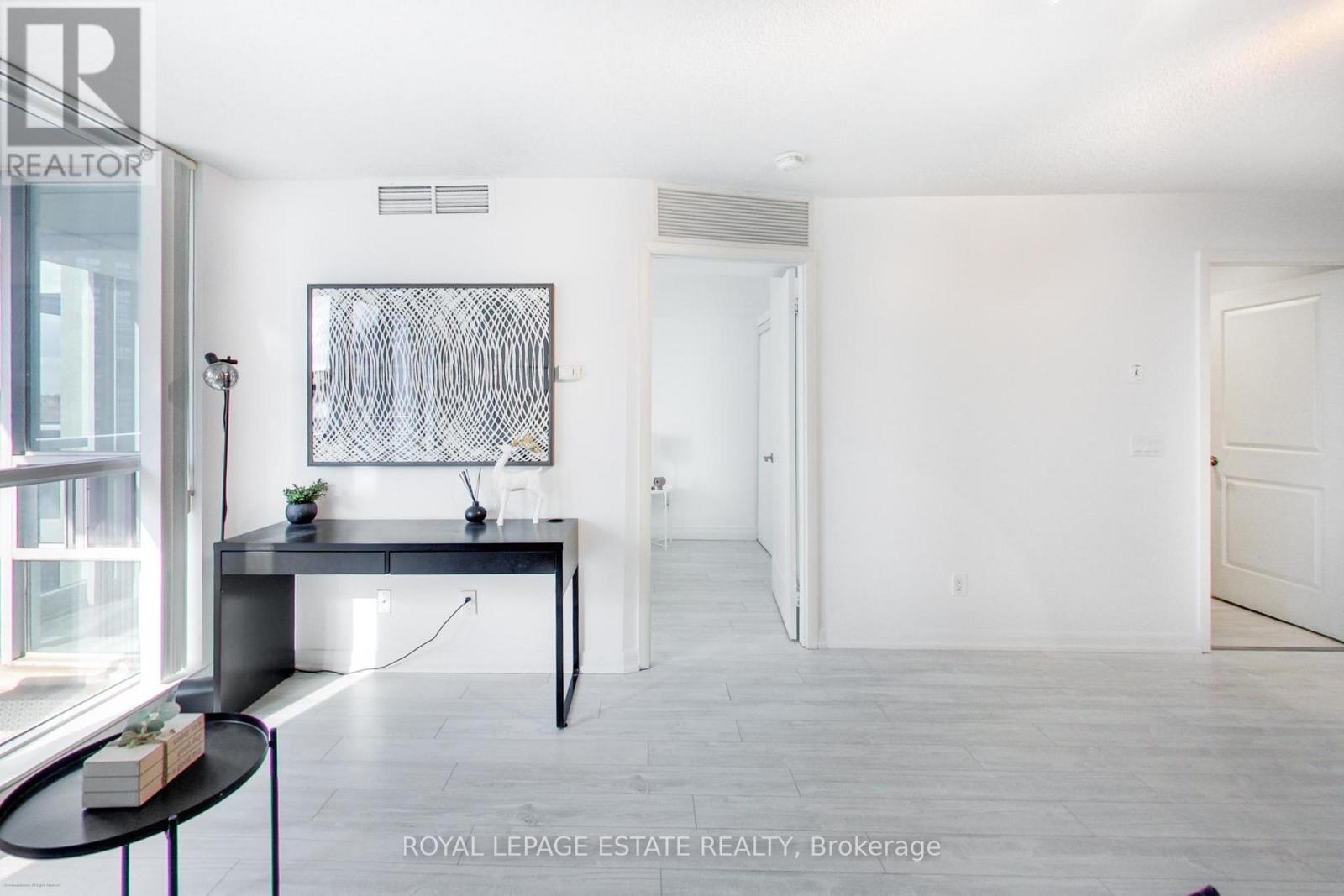 4978 Yonge Street, Toronto, Ontario M2N 7G8 - Photo 11 - C12579996