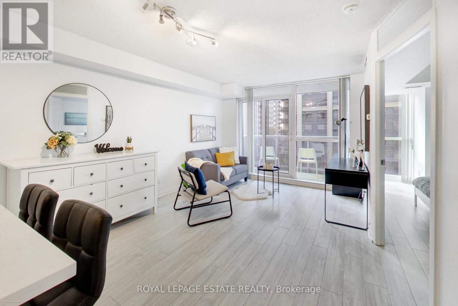 4978 Yonge Street, Toronto, Ontario M2N 7G8 - Photo 7 - C12579996