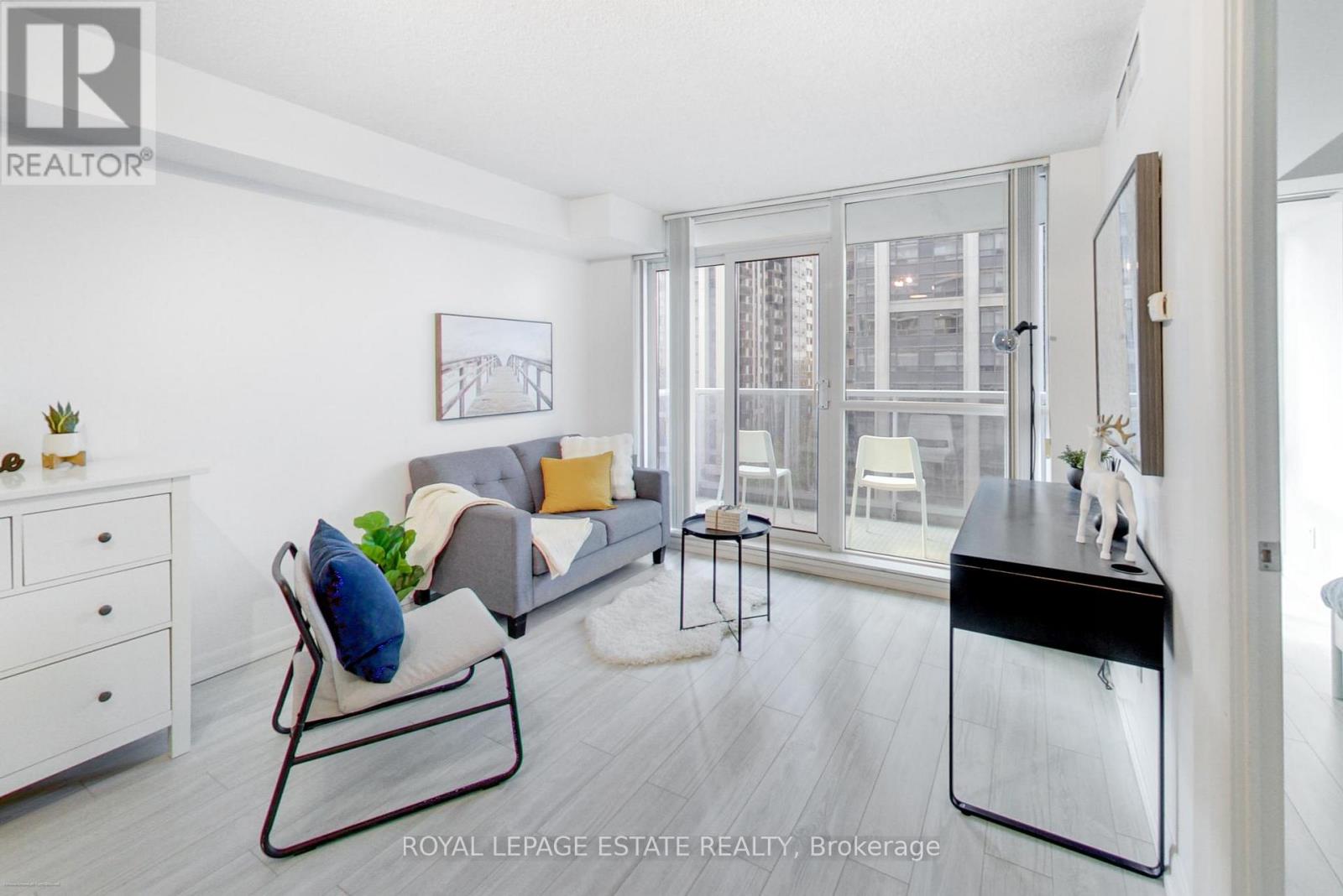 4978 Yonge Street, Toronto, Ontario M2N 7G8 - Photo 9 - C12579996