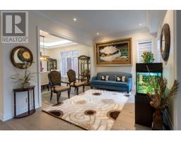 36 BLENHEIM CIRCLE, Whitby, Ontario