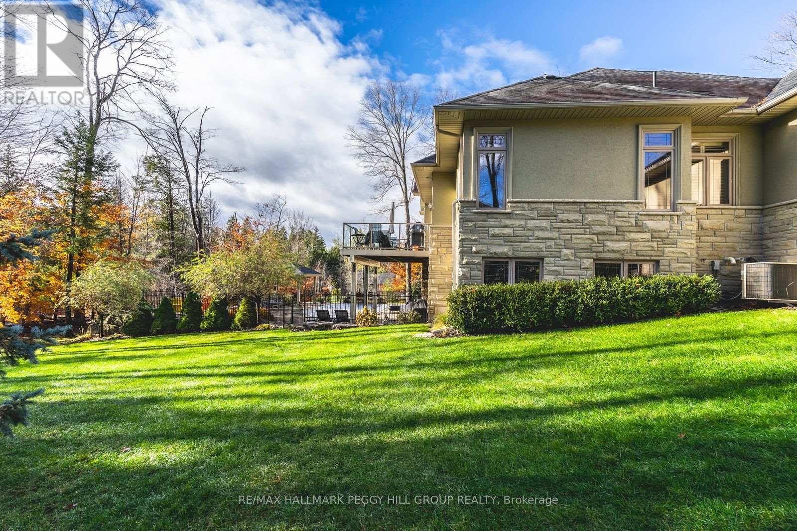 32 Gallagher Crescent, Springwater, Ontario  L9X 0K1 - Photo 23 - S12438331