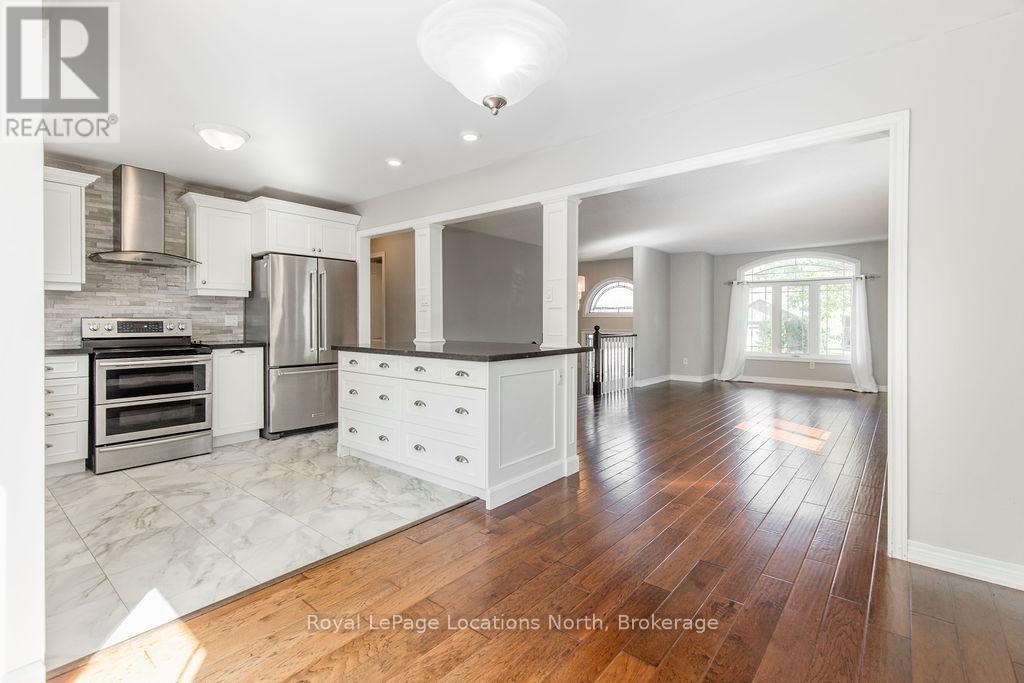 88 61st Street S, Wasaga Beach, Ontario  L9Z 2Z3 - Photo 14 - S12580024