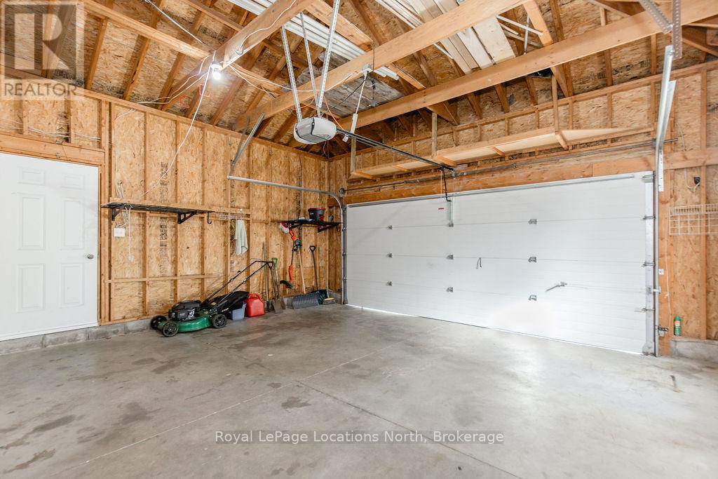 88 61st Street S, Wasaga Beach, Ontario  L9Z 2Z3 - Photo 35 - S12580024