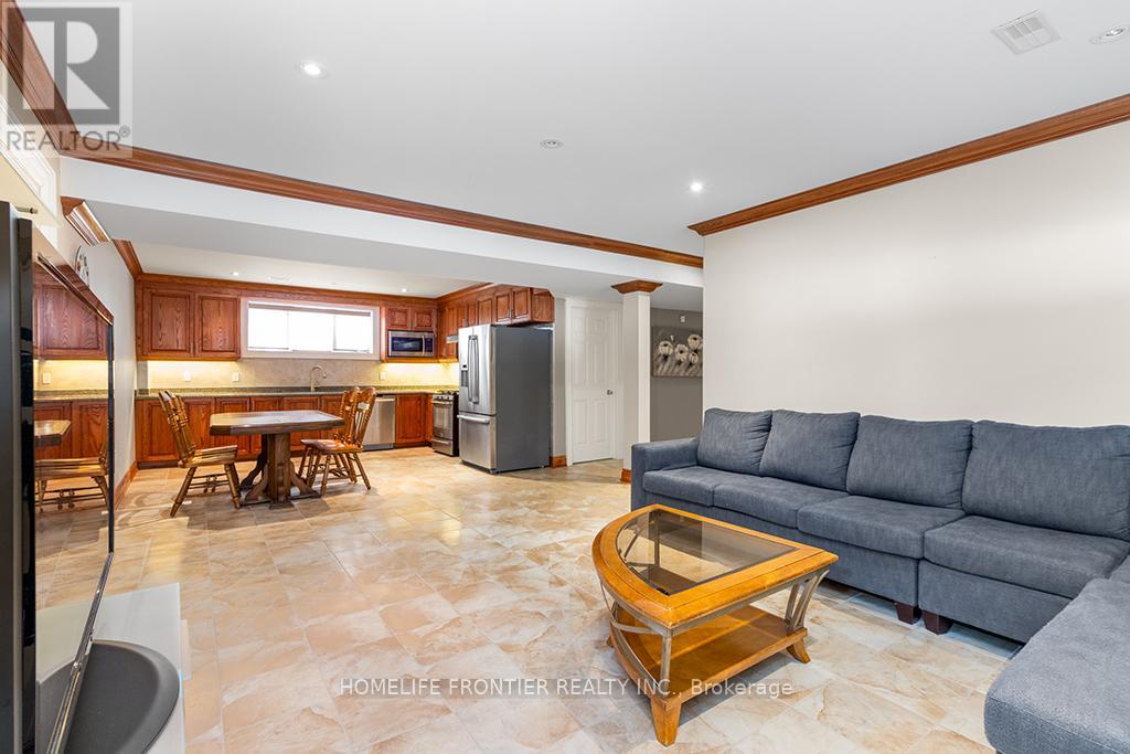 55 Homewood Avenue, Wasaga Beach, Ontario  L9Z 2M2 - Photo 31 - S12579988