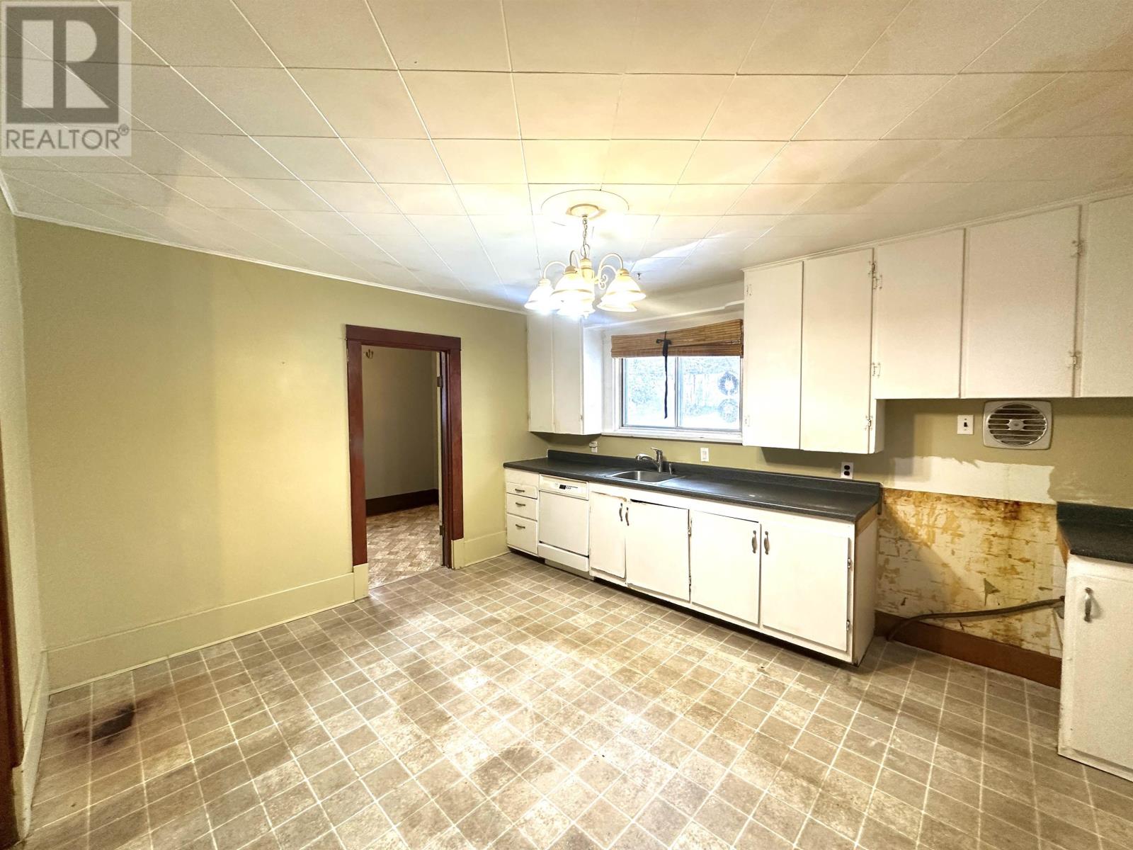 111 Main Street Rideout, Kenora, Ontario P9N 3E7 - Photo 14 - TB253456