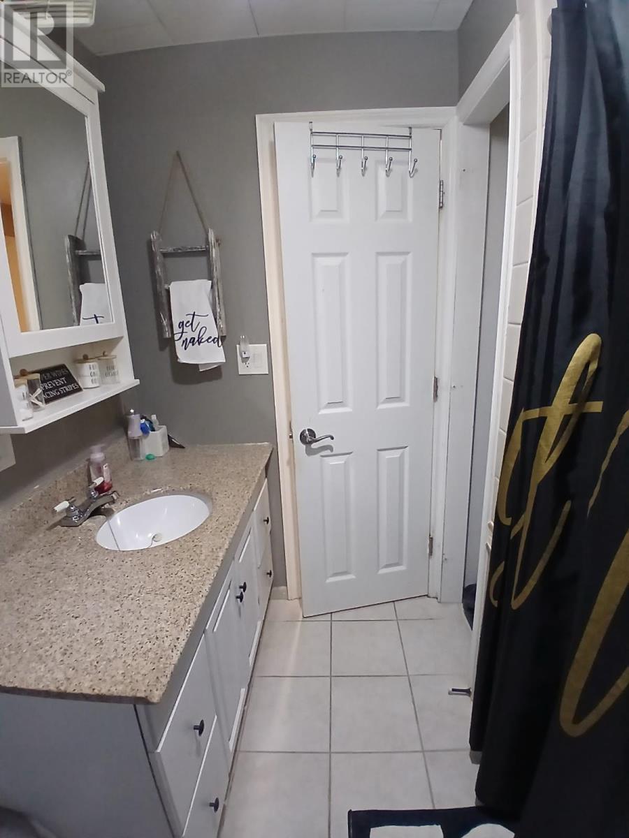 113 Cedar Cres, Longlac, Ontario P0T 2A0 - Photo 30 - TB253502