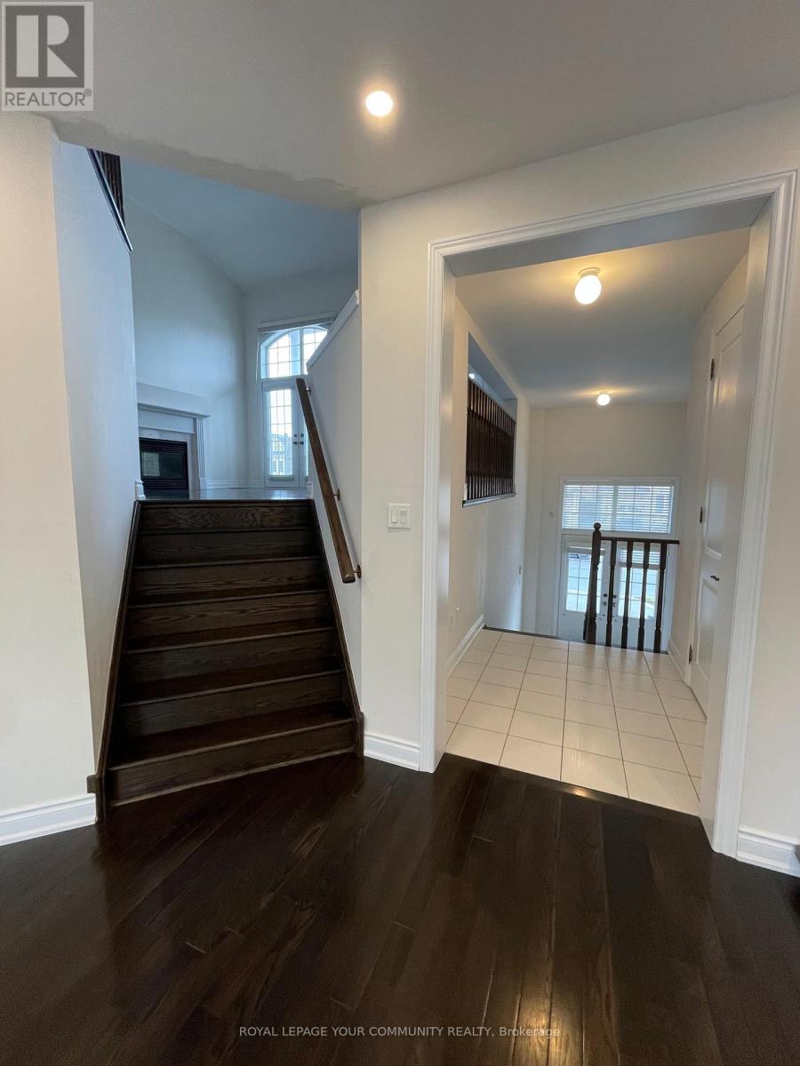 Main - 306 Cedar Hedge Road, Milton, Ontario  L9T 8V3 - Photo 10 - W12579862