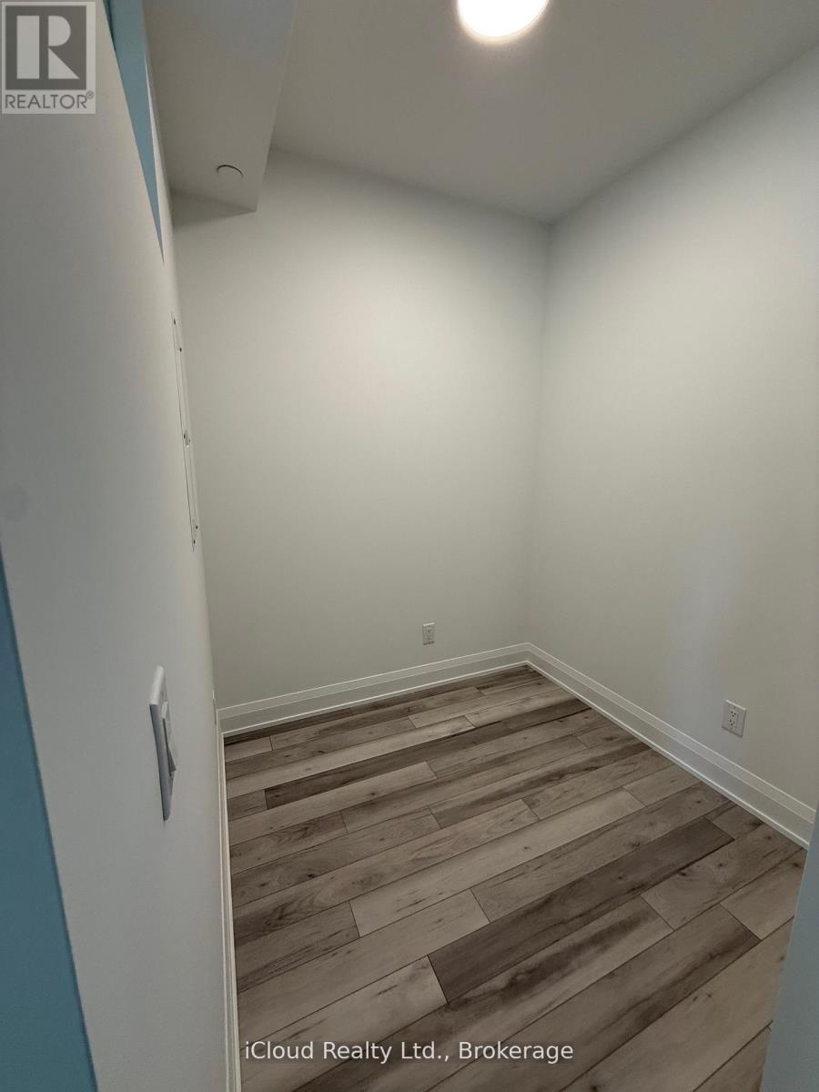 213 - 3250 Carding Mill Trail W, Oakville, Ontario  L6M 1R1 - Photo 13 - W12579878