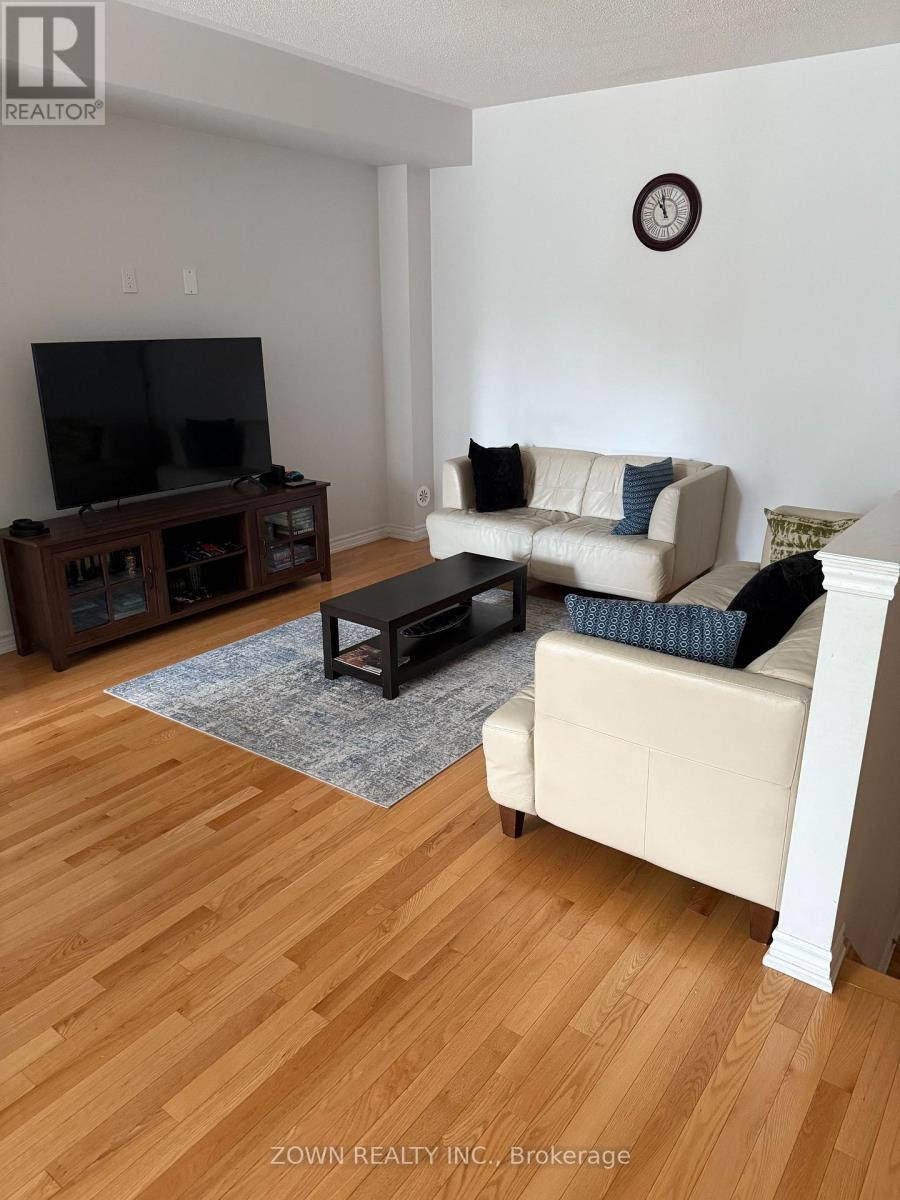 3041 Blacktusk Common, Oakville, Ontario  L6H 0R9 - Photo 4 - W12579888