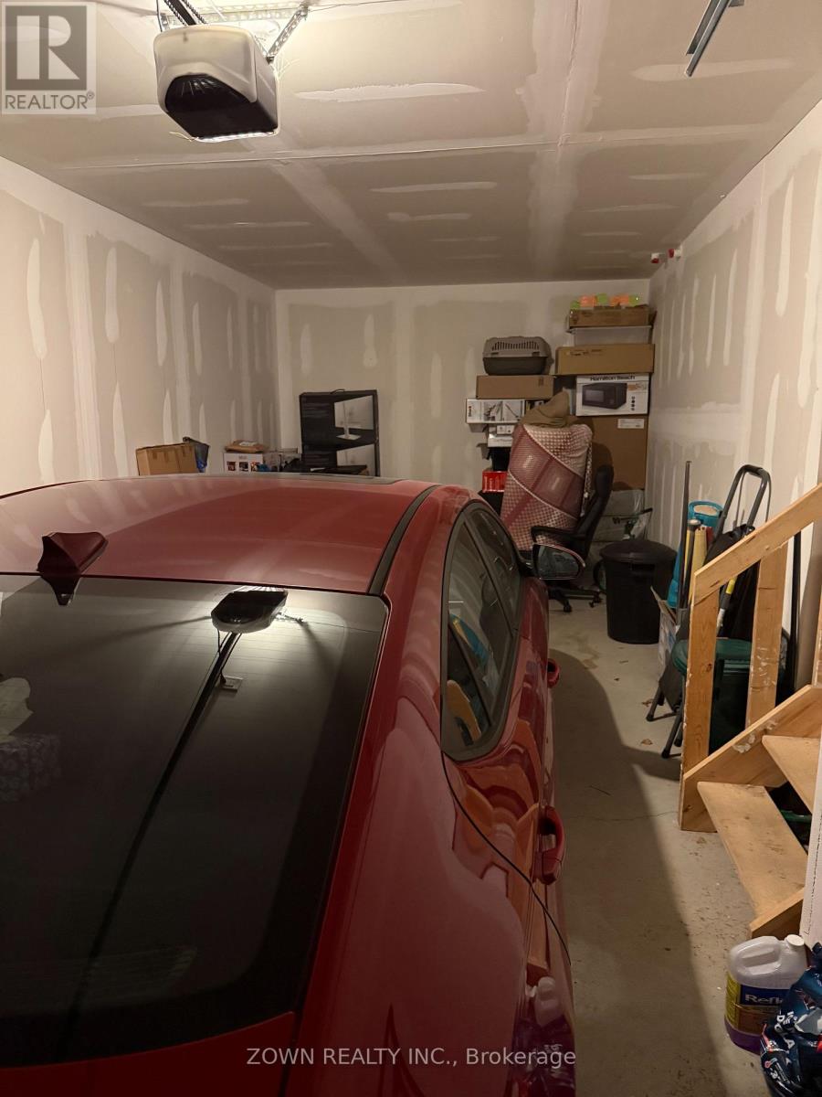 3041 Blacktusk Common, Oakville, Ontario  L6H 0R9 - Photo 8 - W12579888