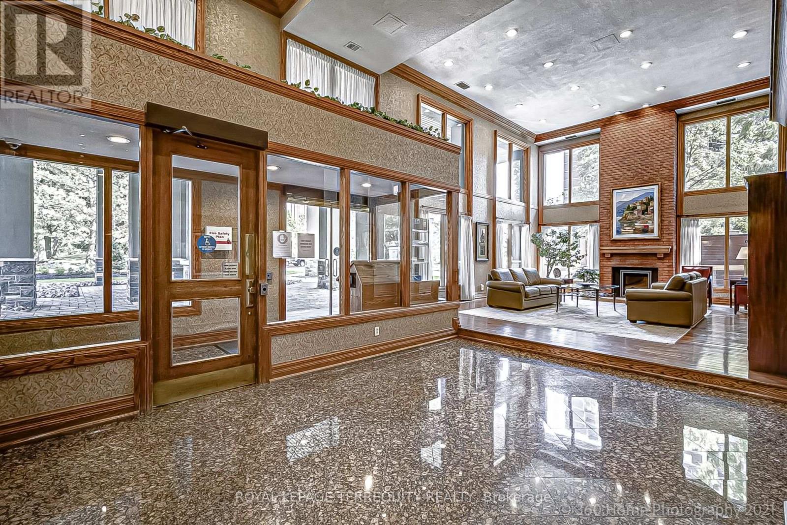 602 - 40 RICHVIEW ROAD NE, Toronto, Ontario