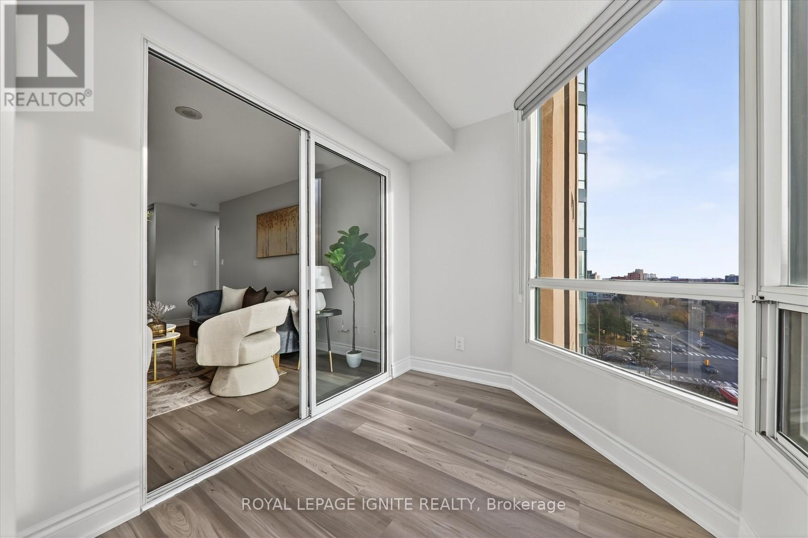 705 - 155 Hillcrest Avenue, Mississauga, Ontario  L5B 3Z2 - Photo 25 - W12579990