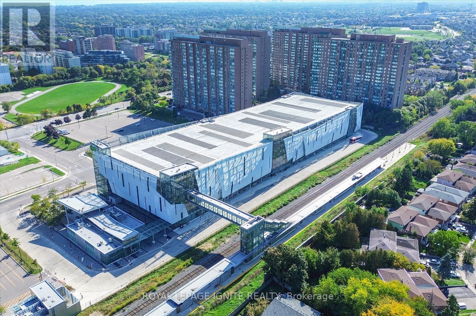 705 - 155 Hillcrest Avenue, Mississauga, Ontario  L5B 3Z2 - Photo 37 - W12579990