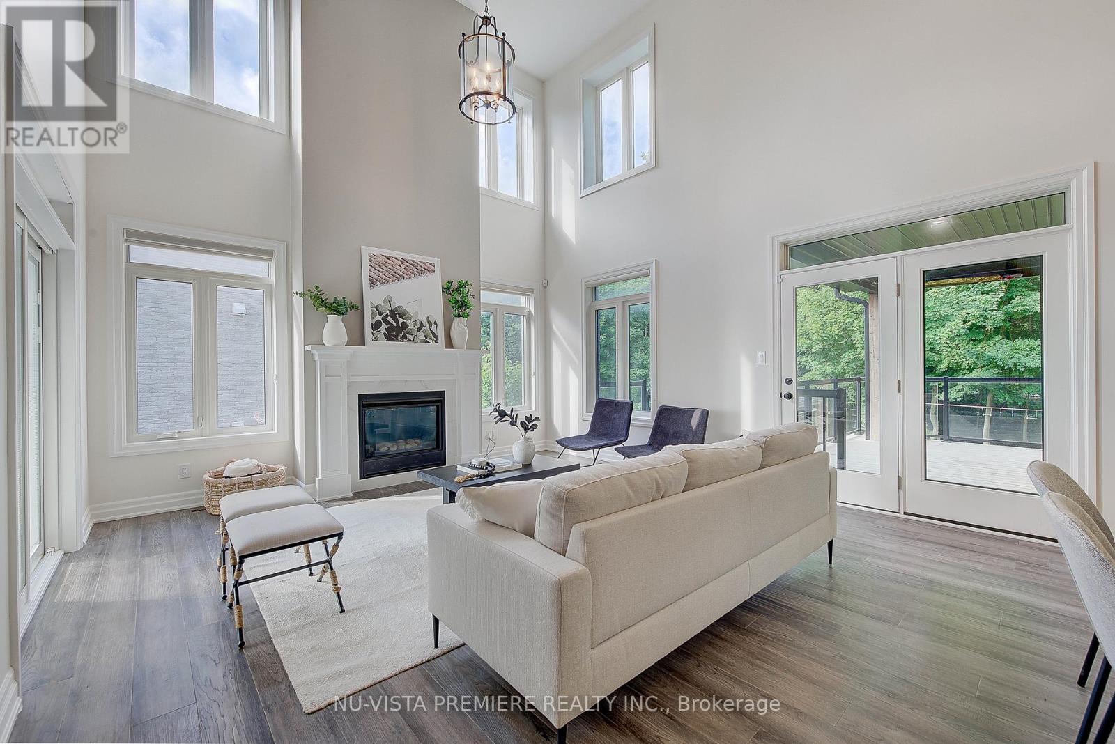 268 Songbird Lane, Middlesex Centre, Ontario  N0M 2A0 - Photo 12 - X12348394