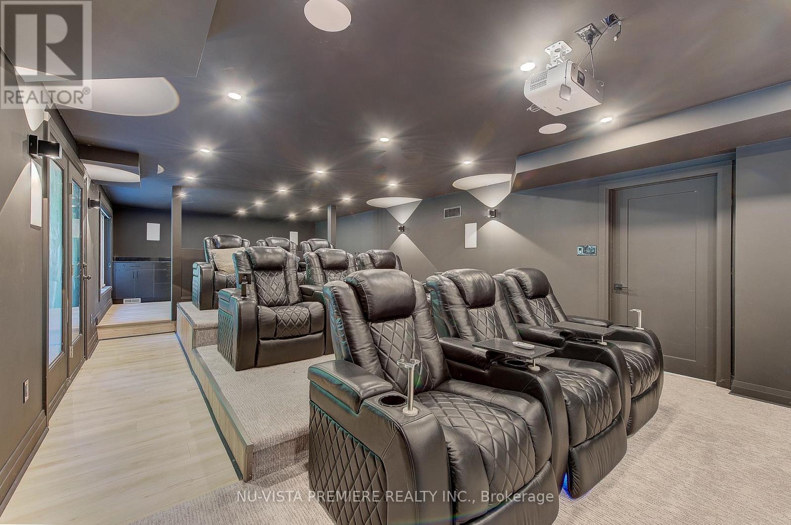 268 Songbird Lane, Middlesex Centre, Ontario  N0M 2A0 - Photo 4 - X12348394