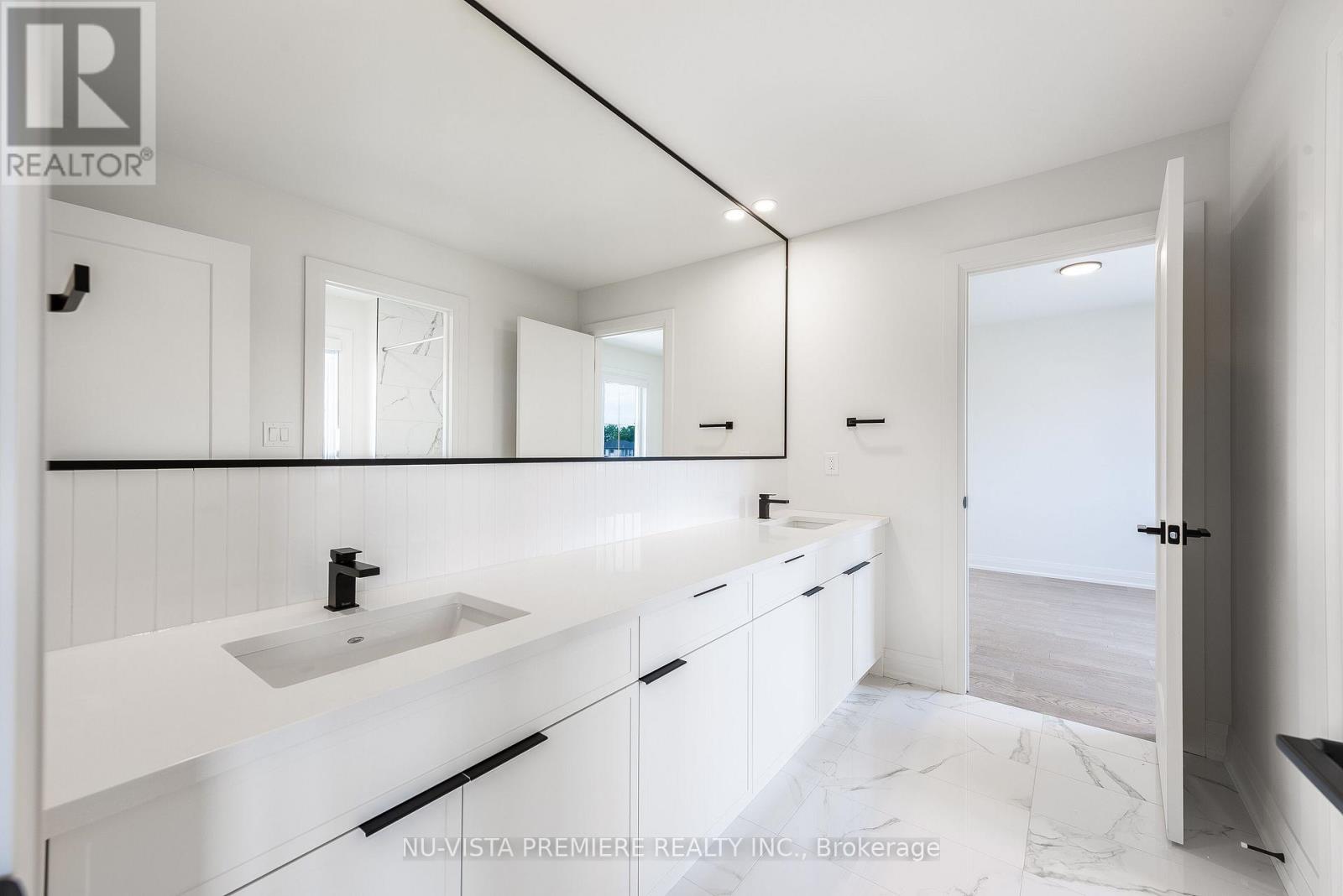 2693 Heardcreek Trail, London North (North S), Ontario  N6G 0Z8 - Photo 29 - X12434094