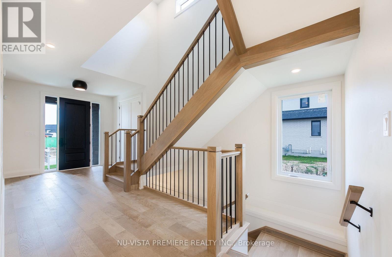 2693 Heardcreek Trail, London North (North S), Ontario  N6G 0Z8 - Photo 6 - X12434094