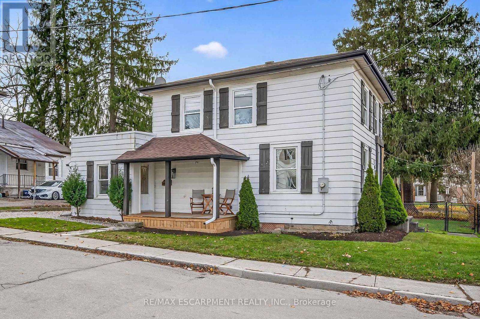 103 Charles Street W, Ingersoll, Ontario  N5C 2L9 - Photo 3 - X12579904